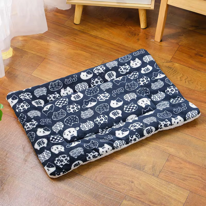 Cozy Flannel Pet Sleeping Mat - Perfect Dog Bed & Cat Cushion for All Sizes, Available in 7 Colors!